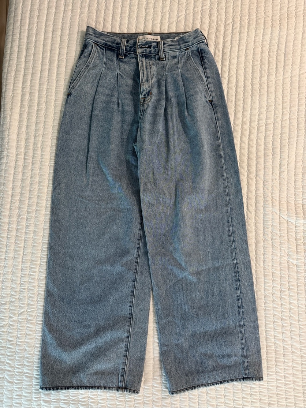 Denim Forum High-Waist Pleated Wide Leg Jeans - Light Blue